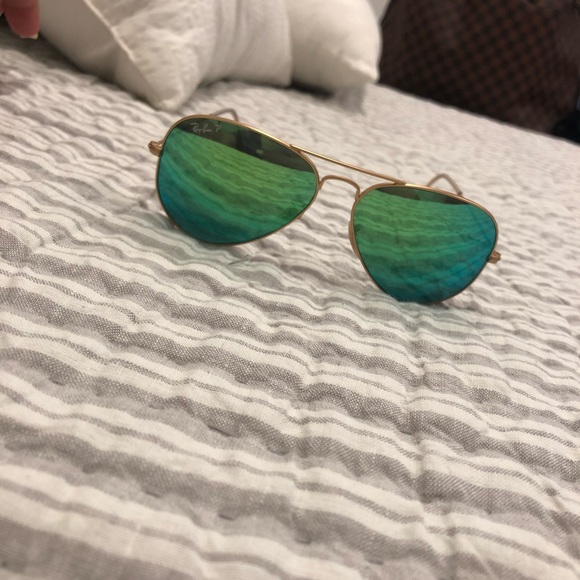 Ray Ban Aviators - Picture 5 of 5